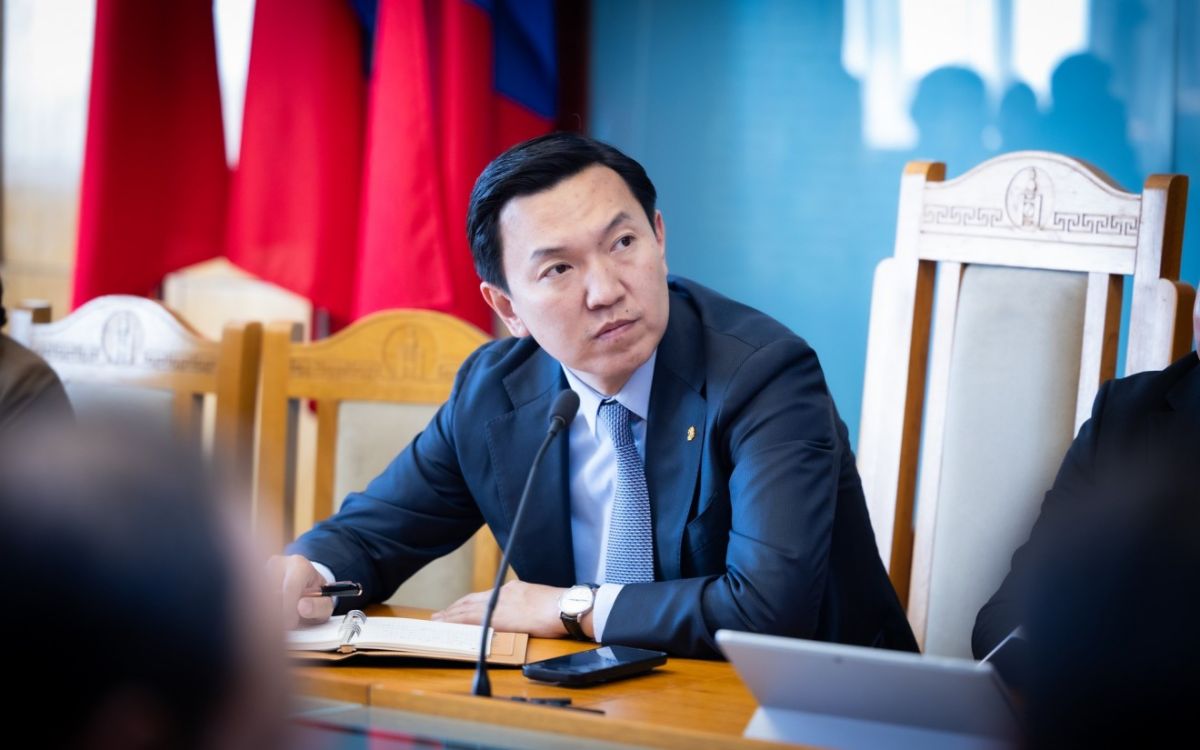 УИХ-ЫН ДАРГАД Н.УЧРАЛЫГ ДЭВШҮҮЛЛЭЭ