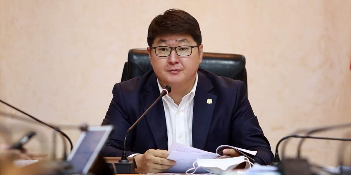 Дулаан түгээнэ гэж шугам татчихаад түгээхгүй байгаа аж ахуйн нэгжтэй хариуцлага тооцож ажиллахыг үүрэг болголоо