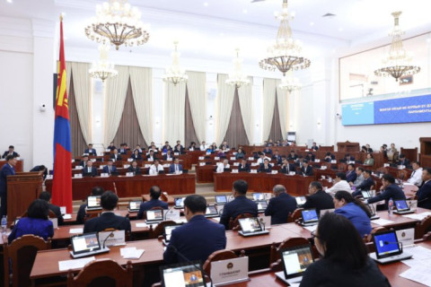 УИХ-ЫН ЧУУЛГАНЫ НЭГДСЭН ХУРАЛДААНААР 11 АСУУДАЛ ХЭЛЭЛЦЭНЭ