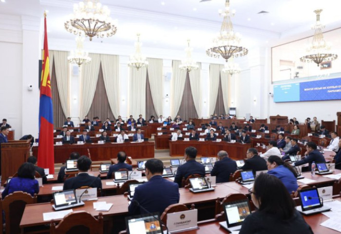 УИХ-ЫН ЧУУЛГАНЫ НЭГДСЭН ХУРАЛДААНААР 11 АСУУДАЛ ХЭЛЭЛЦЭНЭ