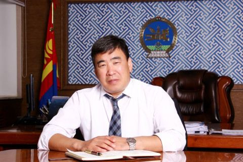 Ц.ИДЭРБАТ:ДААТГАЛЫН НӨХӨН ТӨЛБӨР ОЛГОХ 6 ХУВИЙН БОСГО ҮЗҮҮЛЭЛТИЙГ БУУРУУЛАХ ЁСТОЙ
