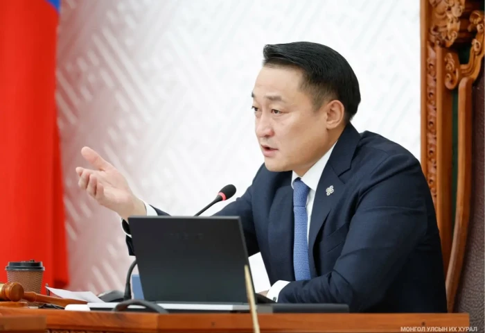 Д.АМАРБАЯСГАЛАН НАР ИХ ХУРЛЫН НААНА БАГА ХУРЛАА ХИЙХИЙГ ОРОЛДОЖ БАЙНА