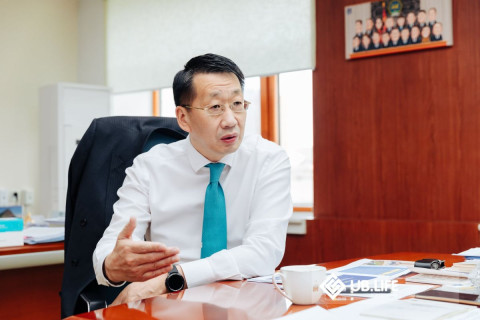 Л.ЭНХ-АМГАЛАН:БАГШИЙН ДУНДАЖ ЦАЛИНГ 3 САЯ ТӨГРӨГ ГЭЖ БУРУУ ЗАРЛАСАН П.НАРАНБАЯР САЙД УУЧЛАЛТ ГУЙХ ЁСТОЙ