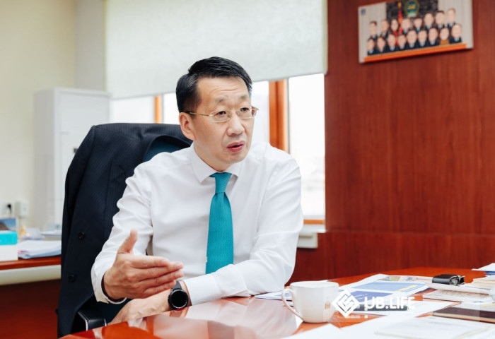 Л.ЭНХ-АМГАЛАН:БАГШИЙН ДУНДАЖ ЦАЛИНГ 3 САЯ ТӨГРӨГ ГЭЖ БУРУУ ЗАРЛАСАН П.НАРАНБАЯР САЙД УУЧЛАЛТ ГУЙХ ЁСТОЙ